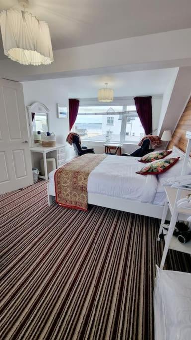 Causeway97 Townhouse Villa Портръш Екстериор снимка